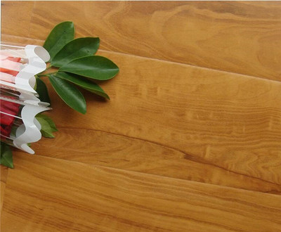 圣象胡桃木地板怎么样 好木材优点多